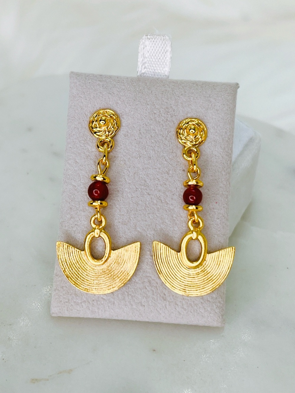 18k yellow gold filled Carnelian dangle cleopatra 1.5” earrings gemstone
